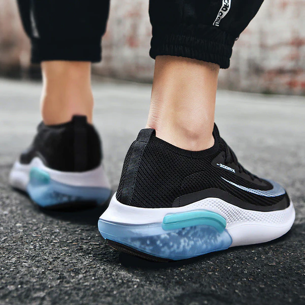 MAGNUM Zoom-X Flyknit Racers - Image 9