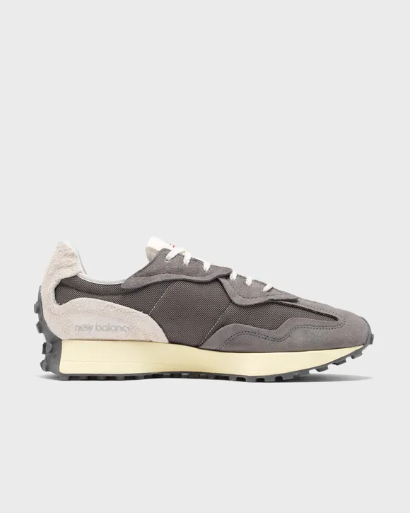 New Balance 327 - Image 14