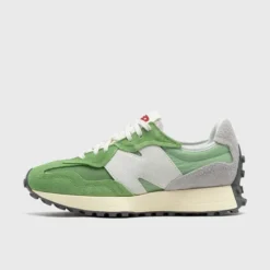 New Balance 327