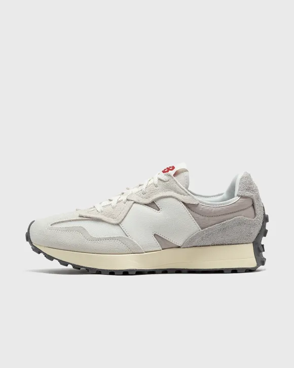 New Balance 327 - Image 24